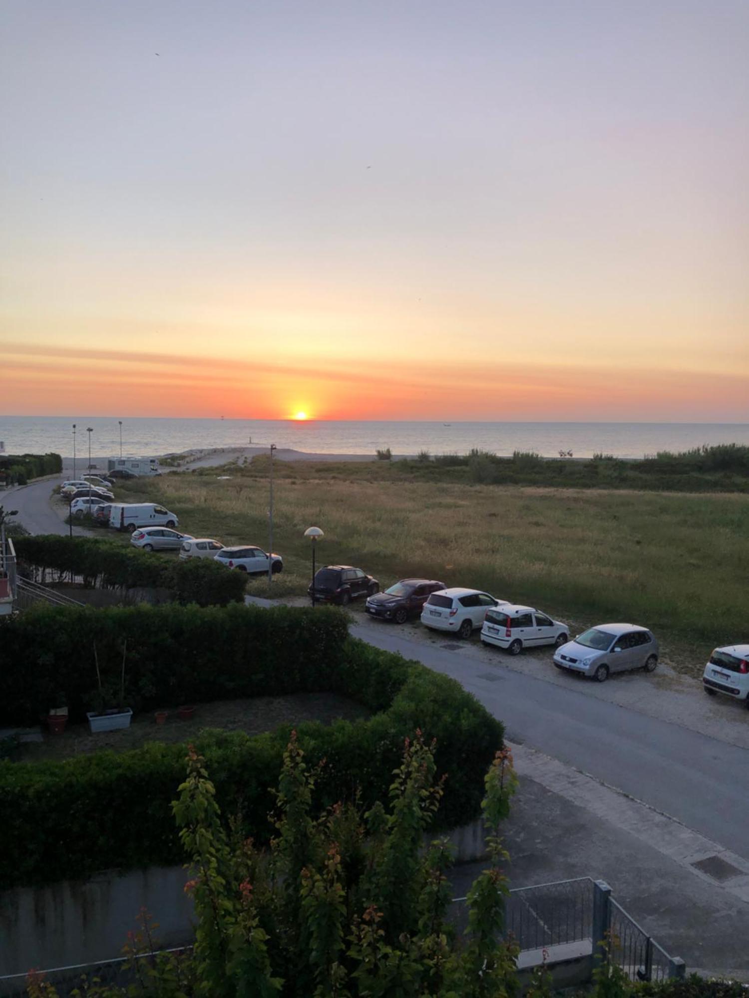 Marche Full Experience-Apartments Porto Sant'Elpidio Ngoại thất bức ảnh